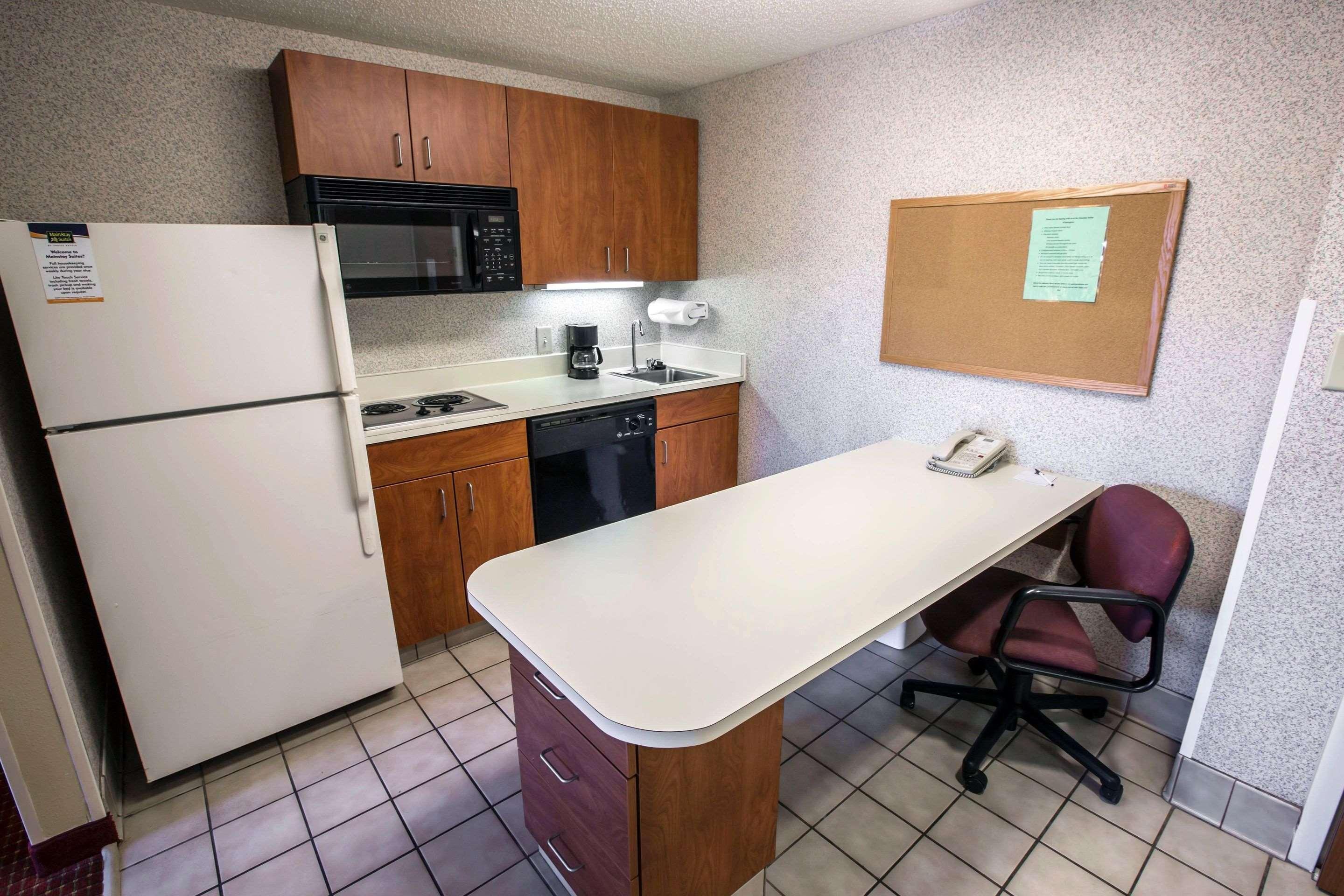 Mainstay Suites Wilmington - University Area Zewnętrze zdjęcie