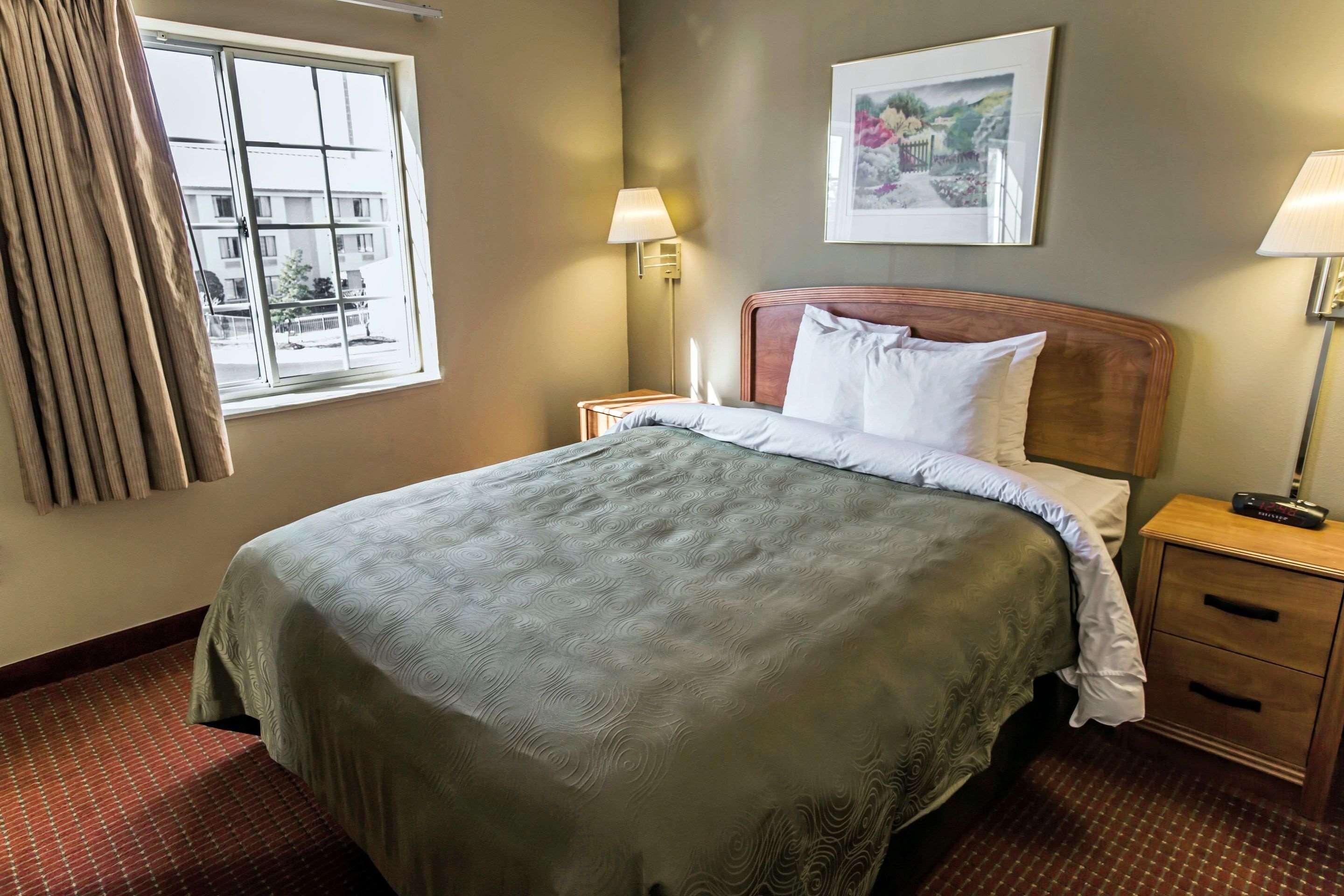 Mainstay Suites Wilmington - University Area Zewnętrze zdjęcie