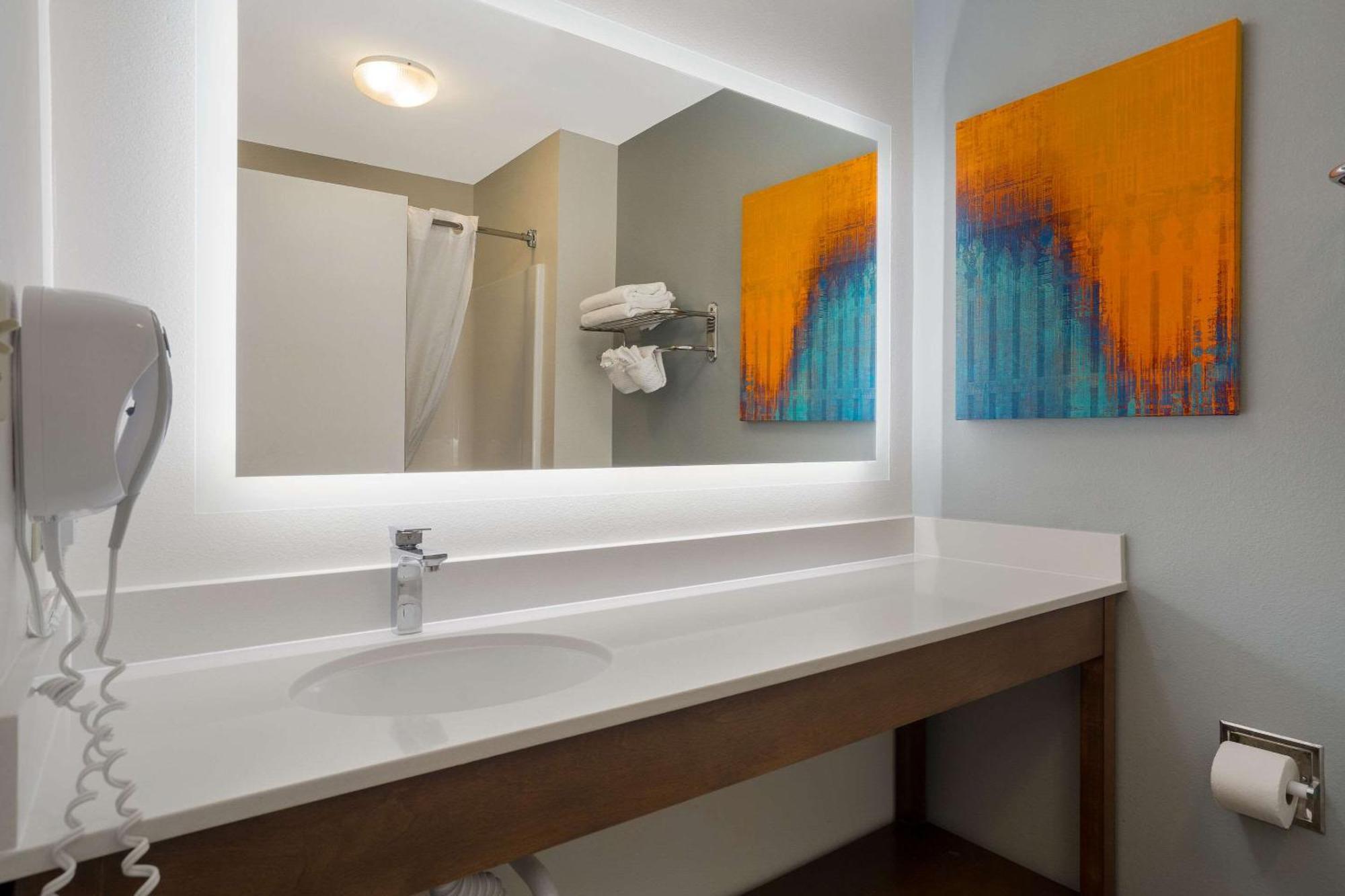 Mainstay Suites Wilmington - University Area Zewnętrze zdjęcie