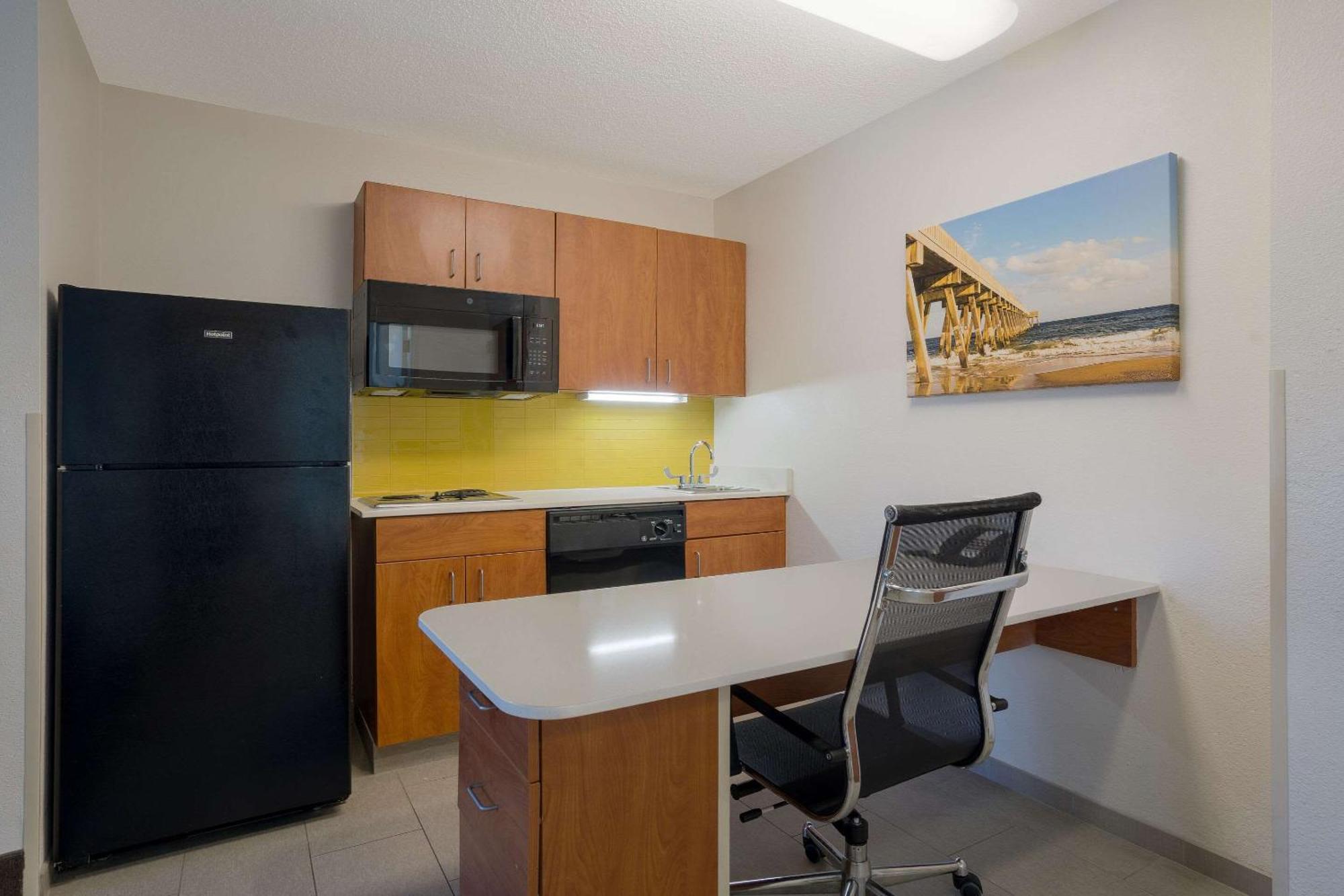 Mainstay Suites Wilmington - University Area Zewnętrze zdjęcie