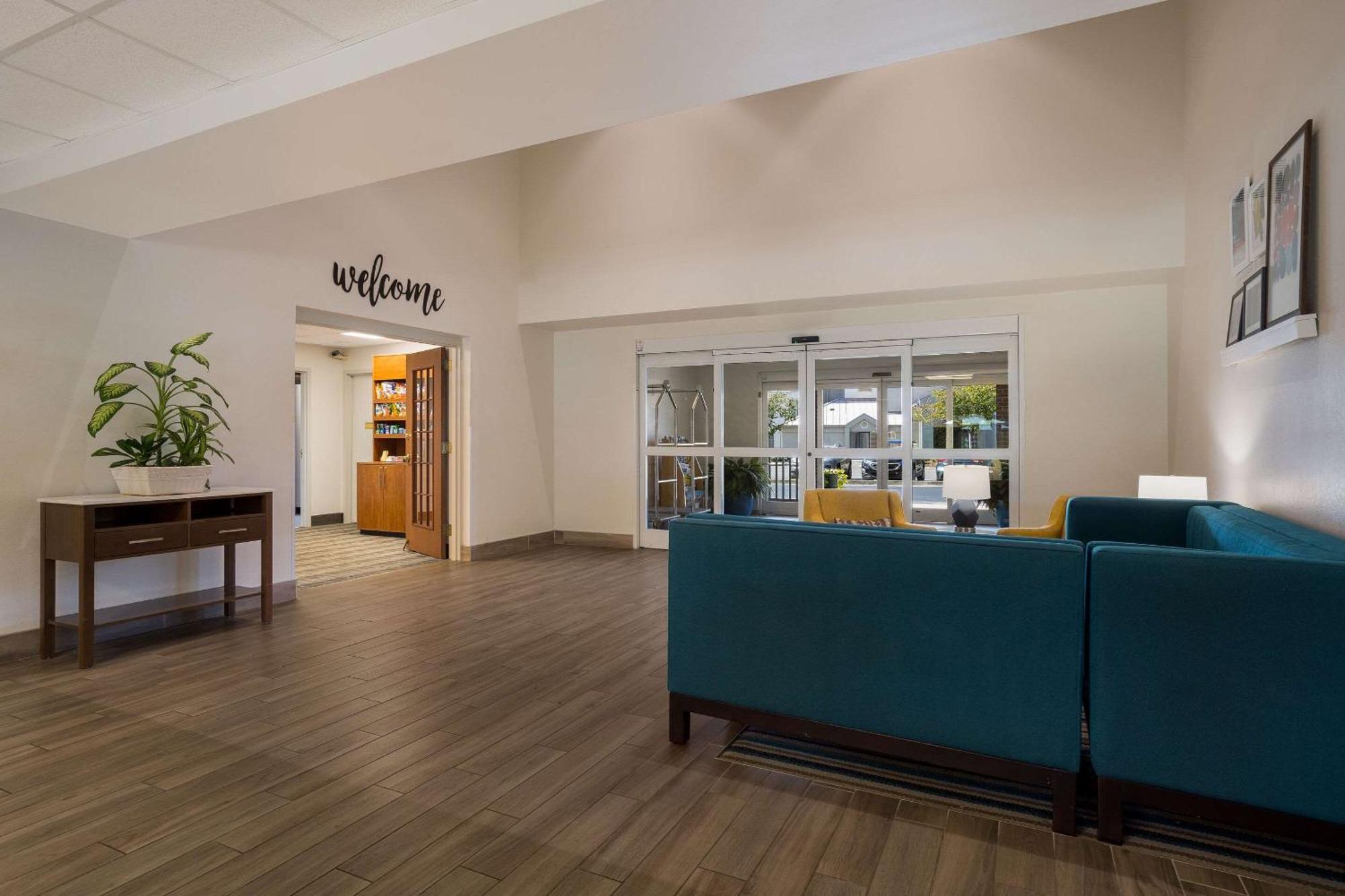 Mainstay Suites Wilmington - University Area Zewnętrze zdjęcie