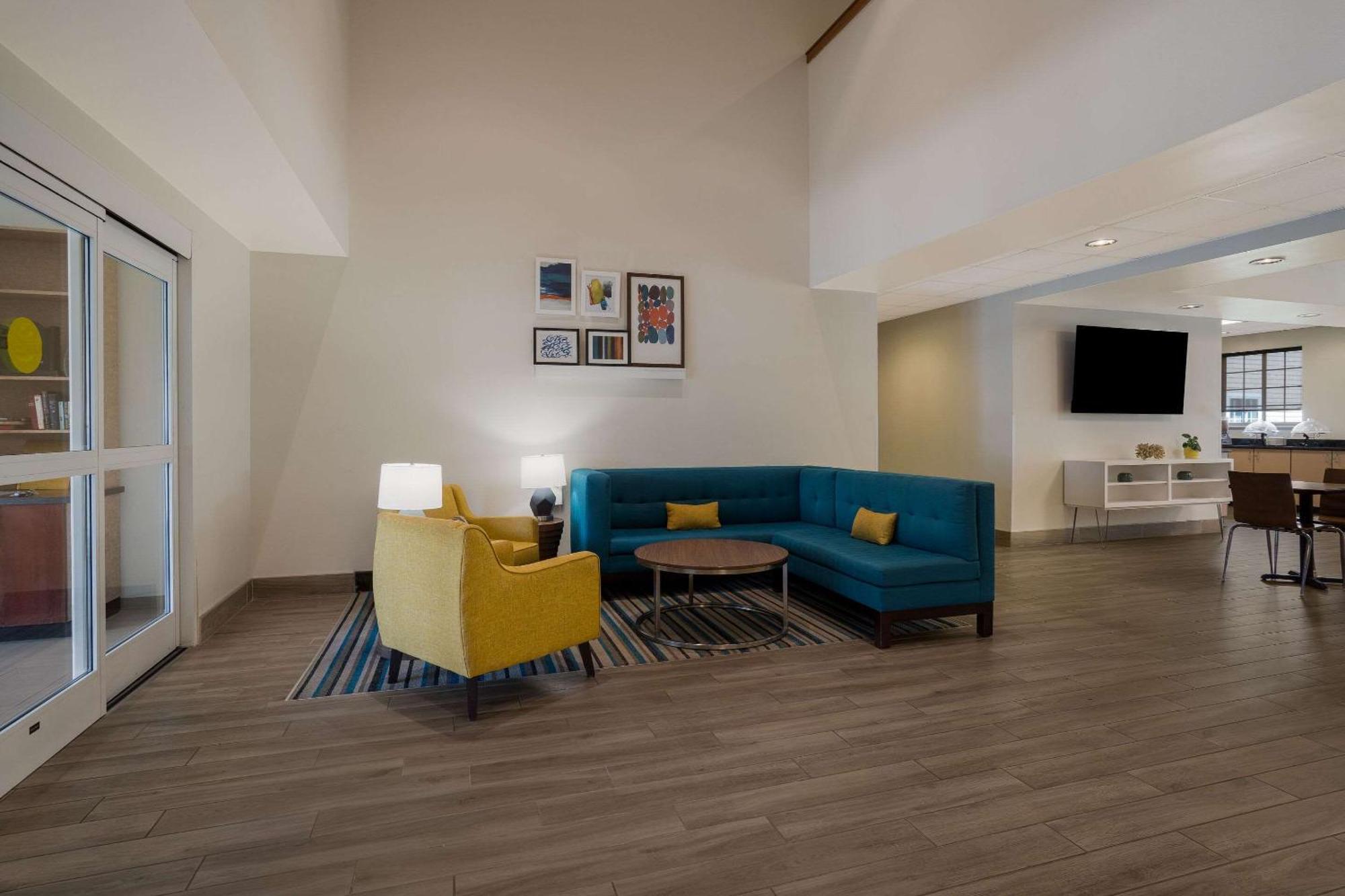 Mainstay Suites Wilmington - University Area Zewnętrze zdjęcie