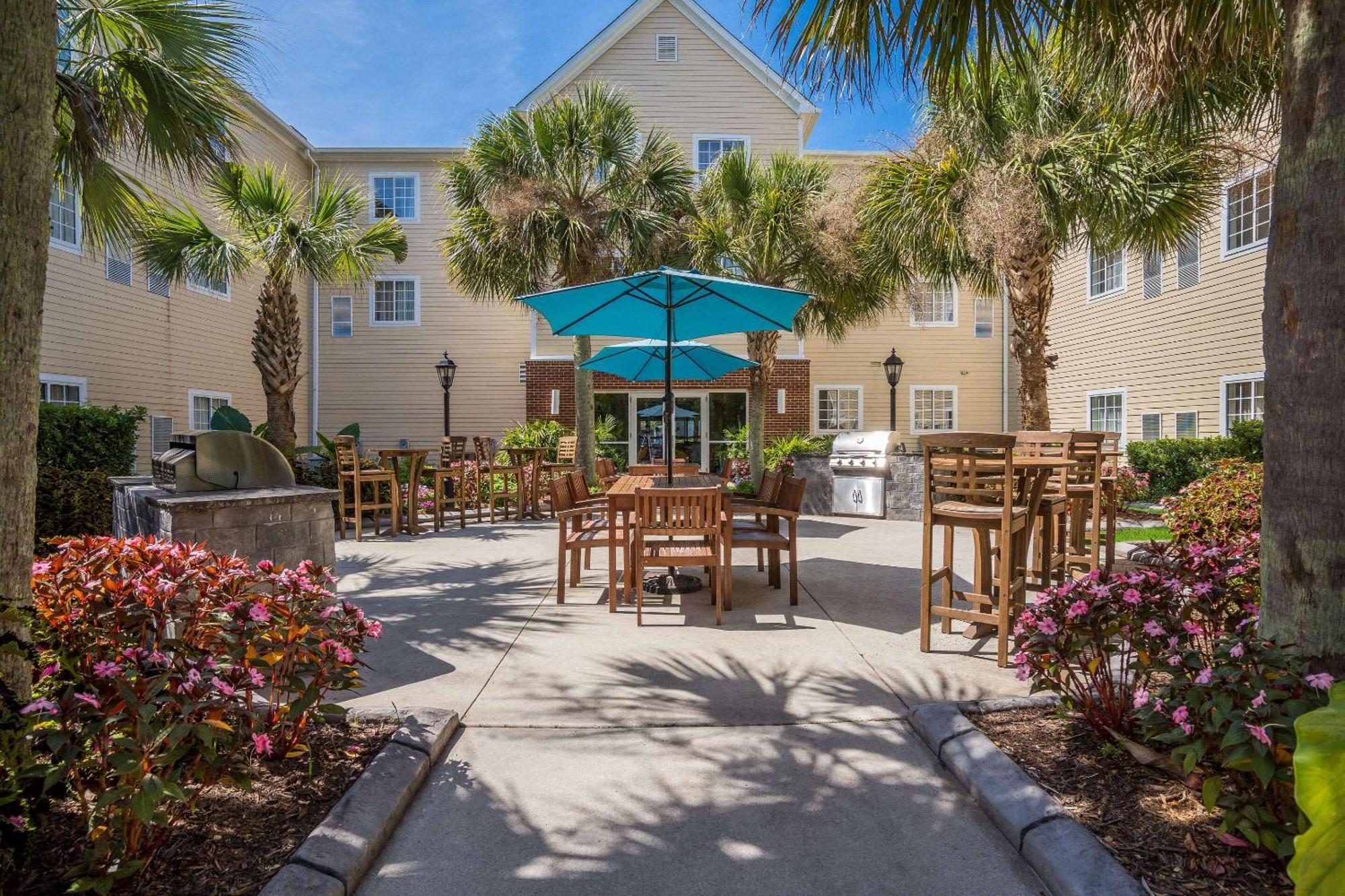 Mainstay Suites Wilmington - University Area Zewnętrze zdjęcie