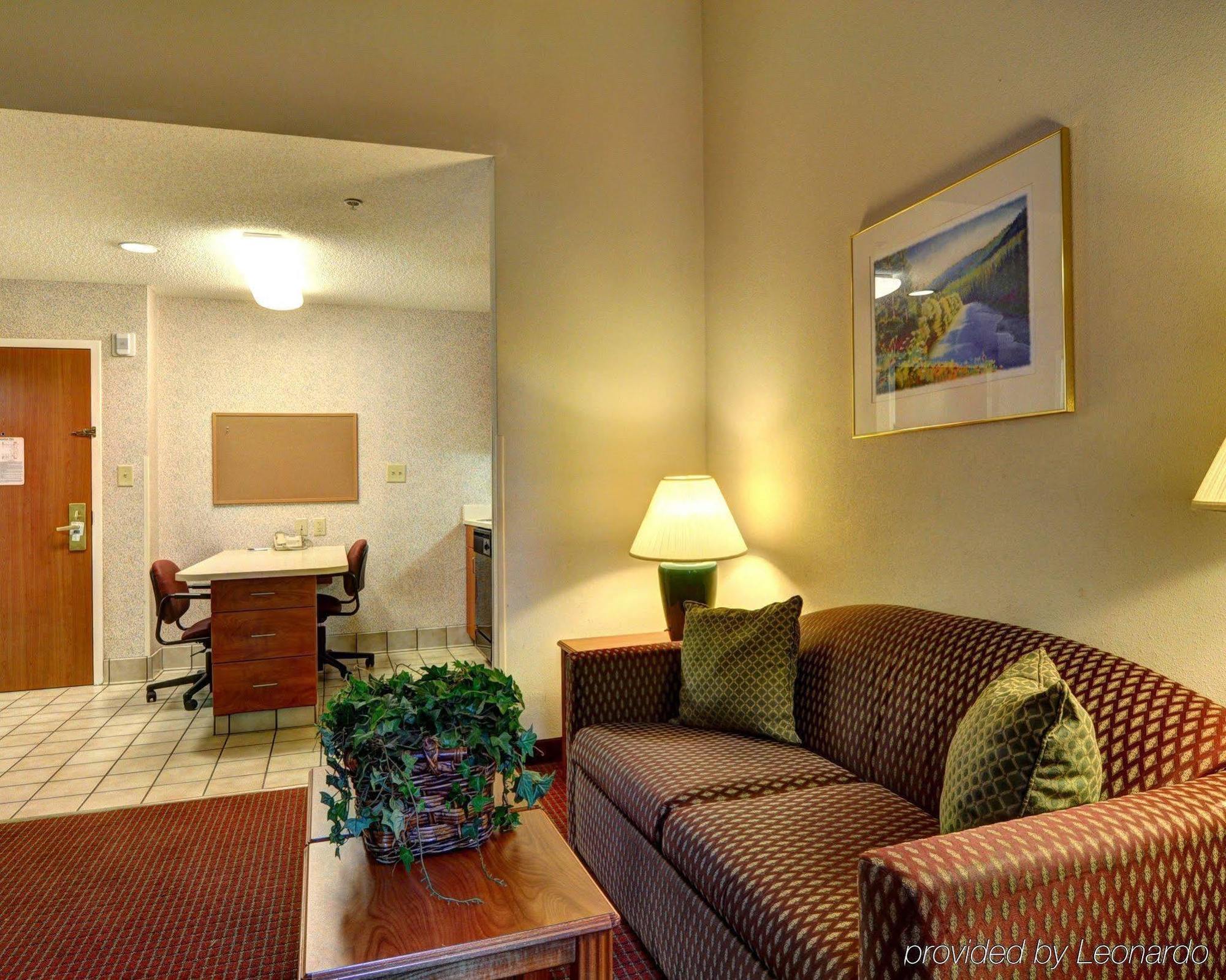 Mainstay Suites Wilmington - University Area Zewnętrze zdjęcie
