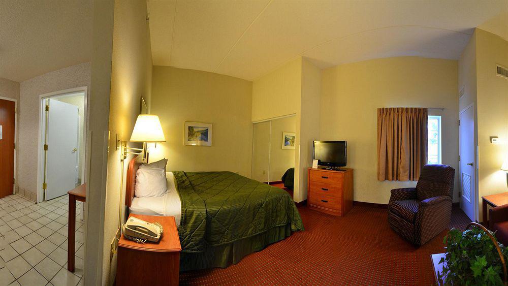 Mainstay Suites Wilmington - University Area Zewnętrze zdjęcie